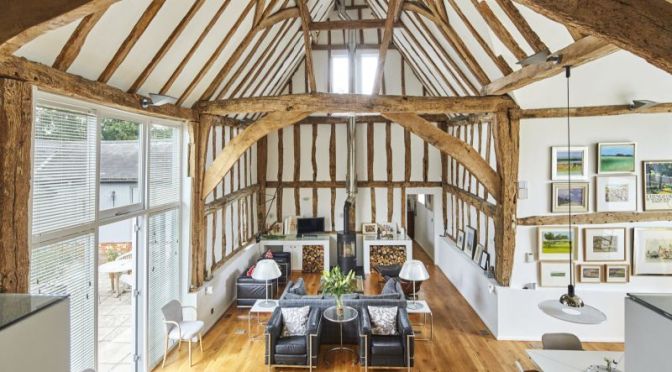 La rénovation d’une grange ancienne dans l’idyllique campagne anglaise — PLANETE DECO a homes world